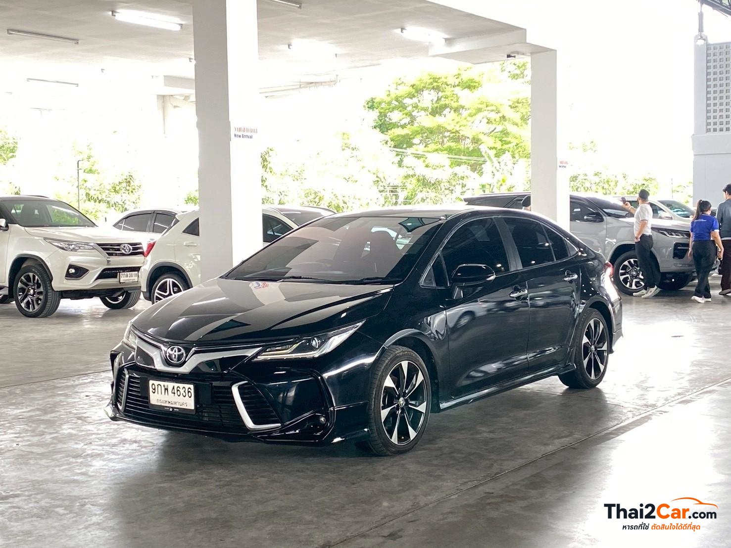 Toyota Corolla Altis New Altis 1.8Gr-Sport จด20 เกียร์ AT สีดำ ไมล์ 189,035 กม. ผ่อนเริ่มต้น 7,xxx/เดือน 2019
