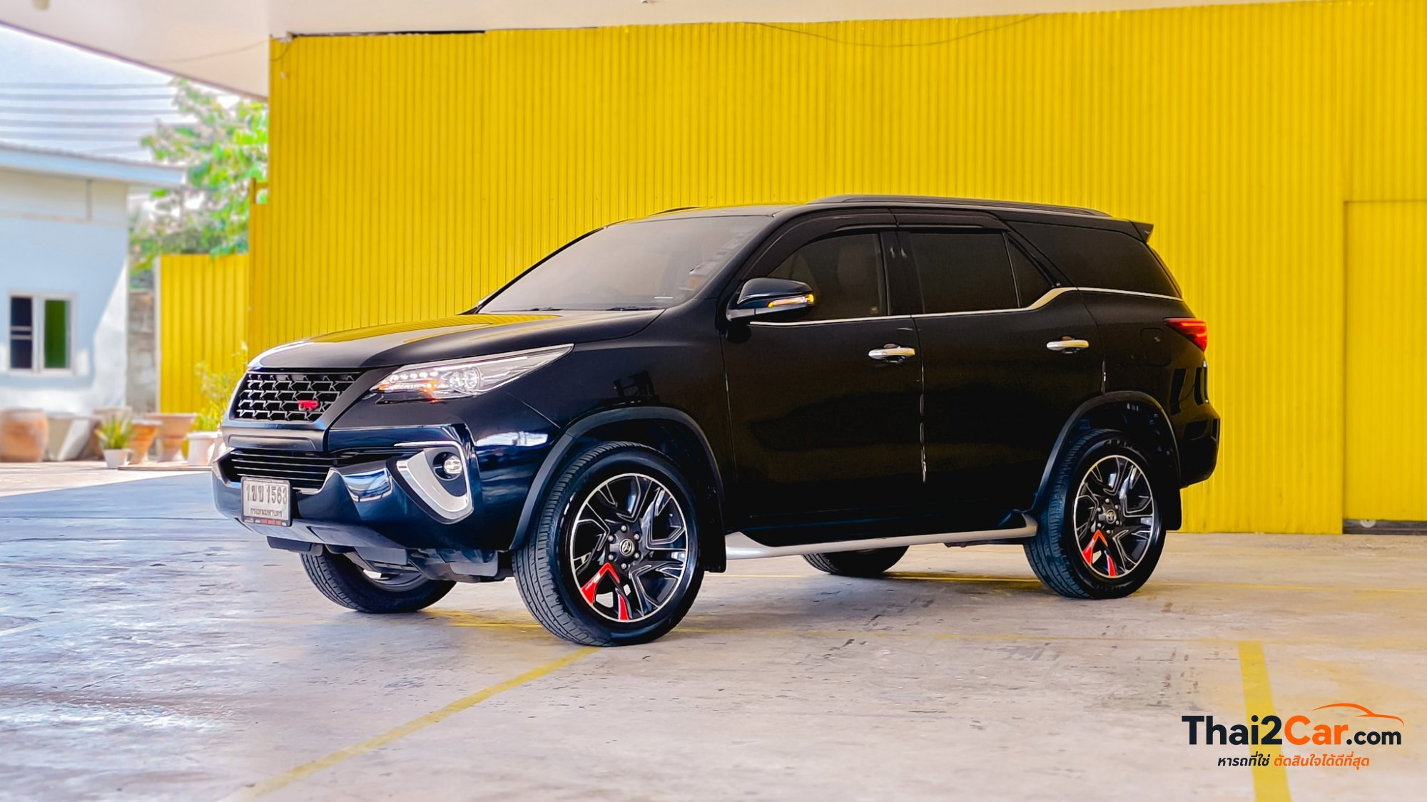 Toyota Fortuner Fortuner 2.8V 4wd Top A/T ปี​ จด​ 2020 2019