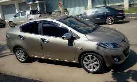 MAZDA 2 2010