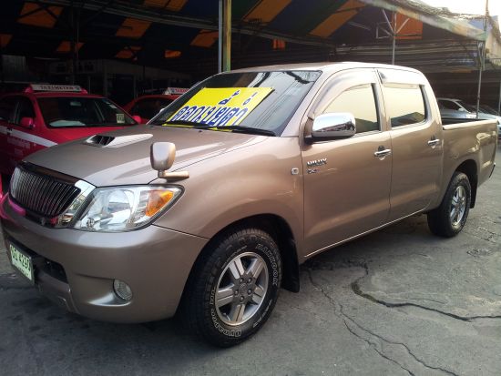 TOYOTA Hilux Vigo 4D 2008