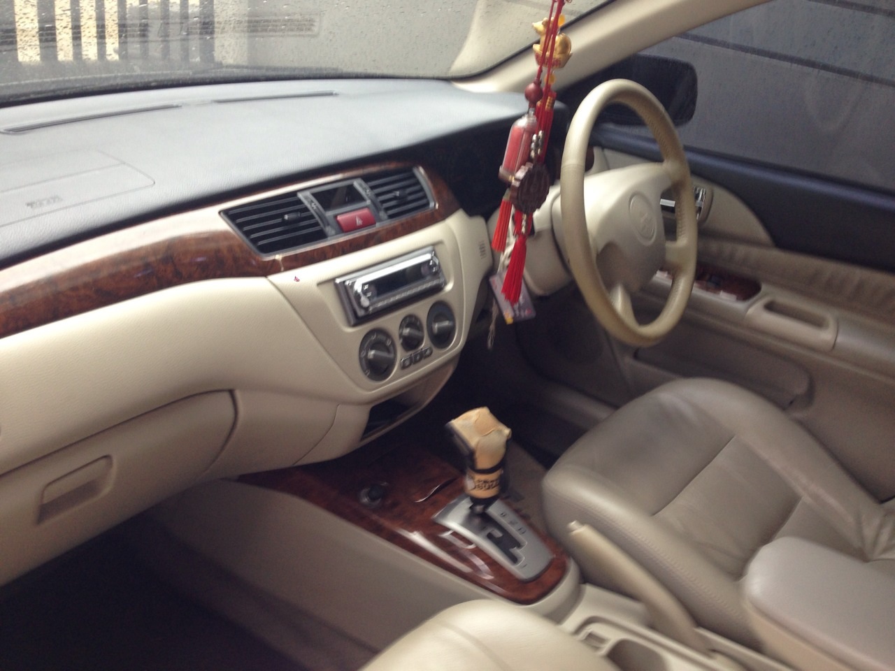 MITSUBISHI New lancer 2005