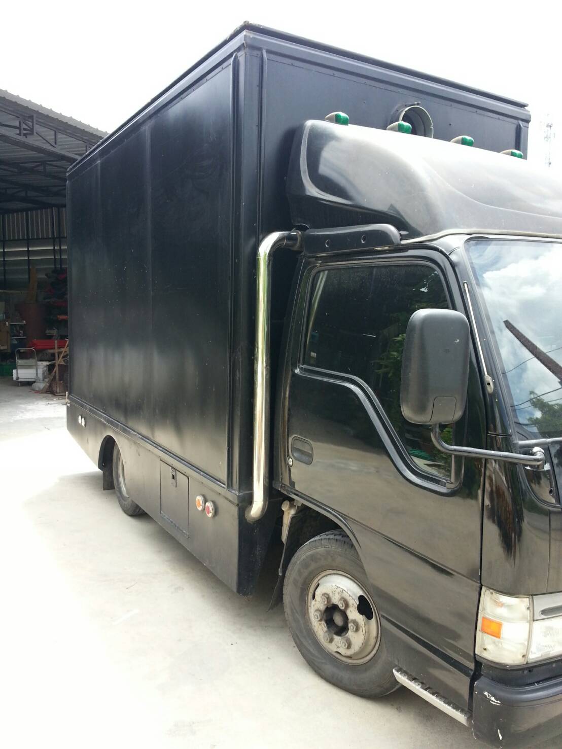 ISUZU ELF 2004
