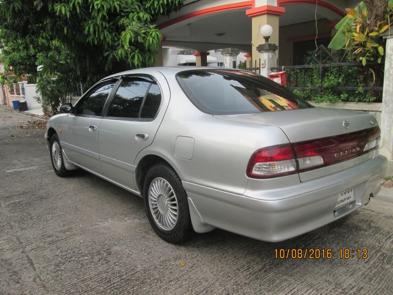 NISSAN CEFIRO 2000