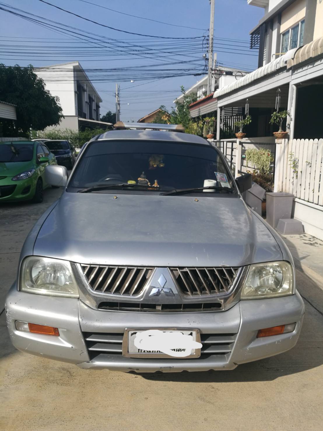 MITSUBISHI L200-STRADA 2005