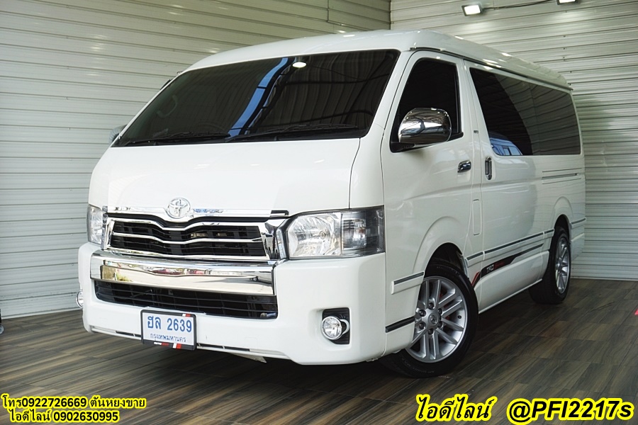 TOYOTA VENTURY 2009