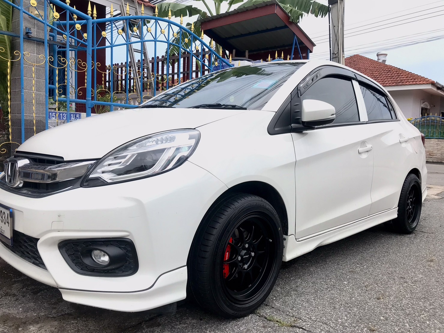 HONDA BRIO AMAZE 2016
