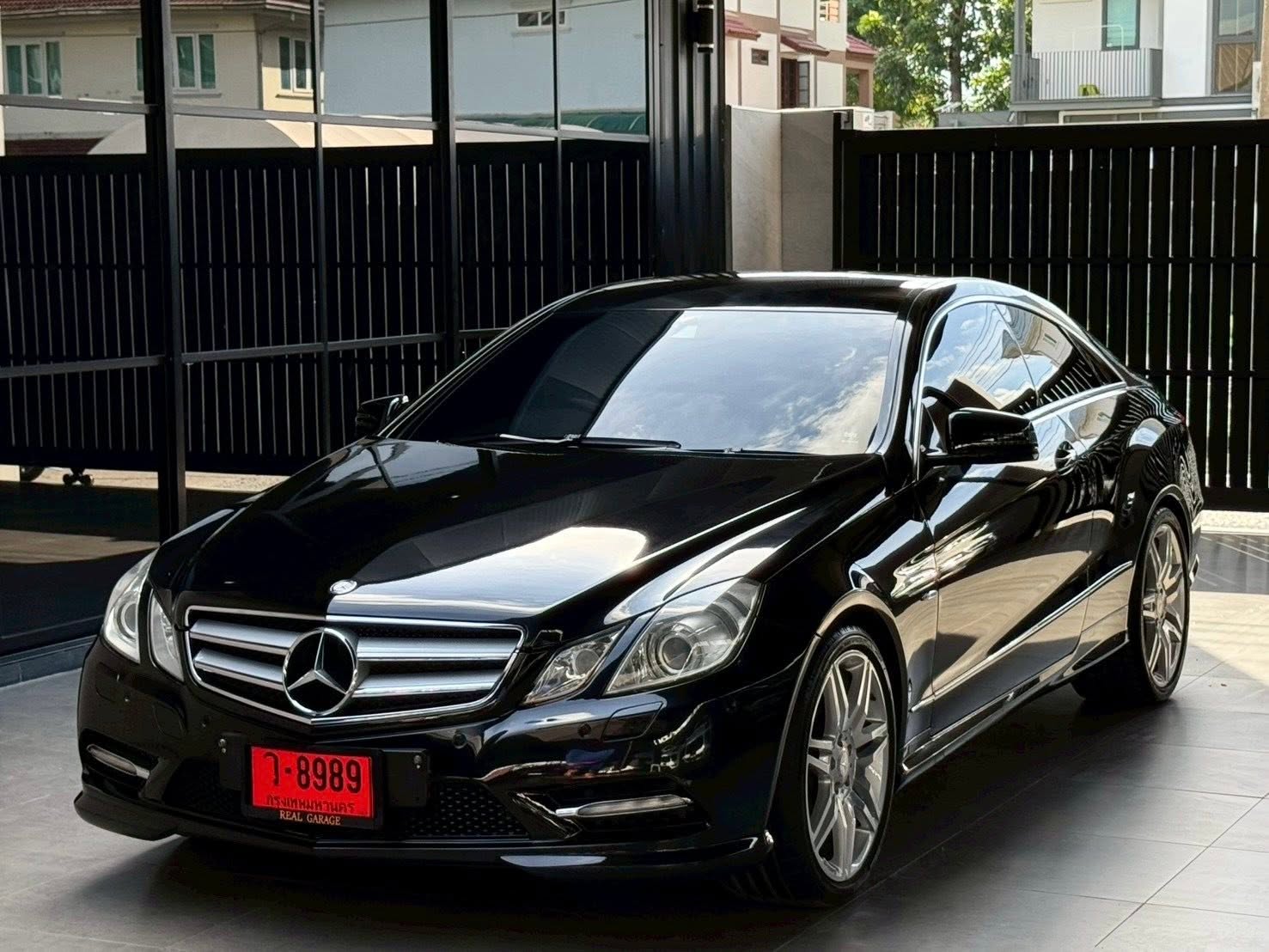 MERCEDES-BENZ E-CLASS 2012