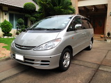 TOYOTA Estima 2002