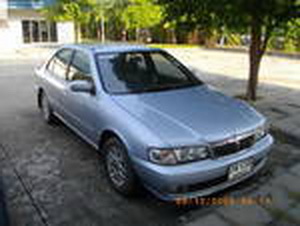 NISSAN sunny super saloon 2000