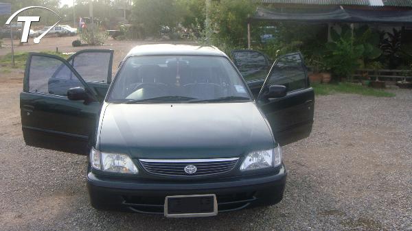 TOYOTA soluna 2000