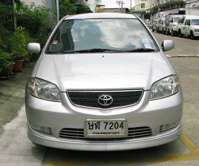 TOYOTA SOLUNA 2004