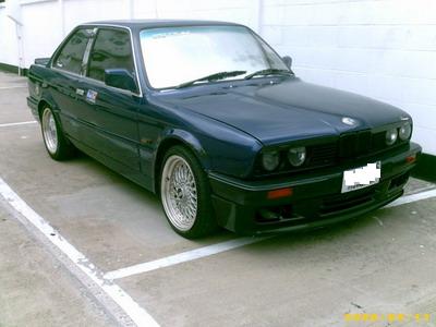 BMW E30 1989